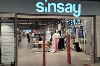 Tłumy w Sinsay. II etap wyprzedaży -50% wystartował. Można upolować niezłe perełki