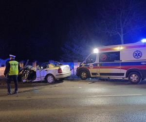 Śmiertelny wypadek z udziałem autobusu i samochodu osobowego przy ulicy Płochocińskiej