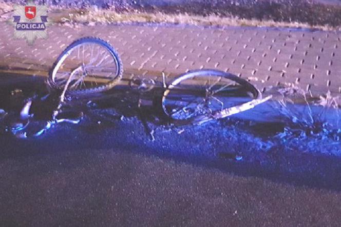Tragiczny wypadek koło Włodawy. Młody mężczyzna śmiertelnie potrącił rowerzystę [ZDJĘCIE]