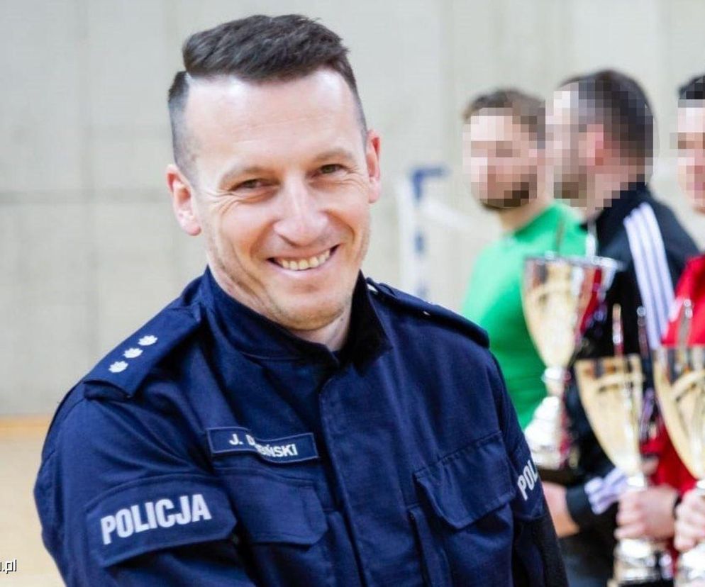 Roczna dziewczynka przestało oddychać. Polski policjant uratował jej życie