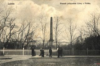 Pomnik Unii Lubelskiej w Lublinie na archiwalnych zdjęciach