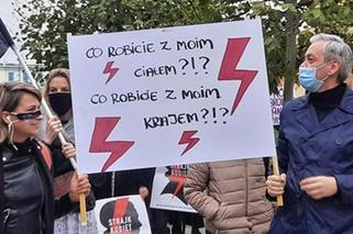Strajk Kobiet we Wrocławiu. Protest przeciw zakazowi aborcji
