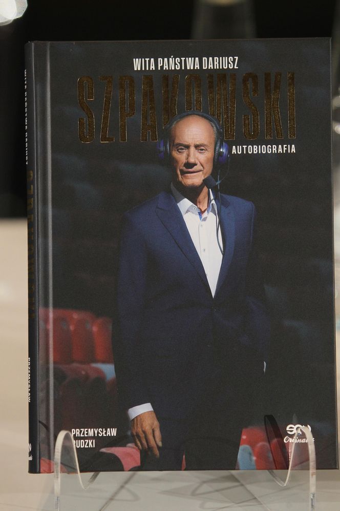 Dariusz Szpakowski napisał książkę. Plejada gwiazd na premierze