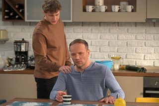 Pierwsza miłość, odcinek 4003: Pożegnalna kolacja Tomka ujawni niewygodną prawdę! Janek wpadnie w panikę - ZDJĘCIA