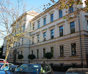 Liceum z Krakowa najlepsze w Polsce w najnowszym rankingu. Ukończyli je Adam Nawałka i Robert Makłowicz 