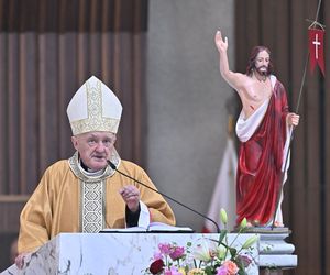 Warszawa żegna papieża Franciszka. Poruszające wpisy w Archikatedrze 