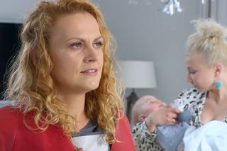 Na Wspólnej odc. 3508. Mariola (Alicja Pietruszka), Beata (Katarzyna Ptasińska), Gucio (Franek Rydz)