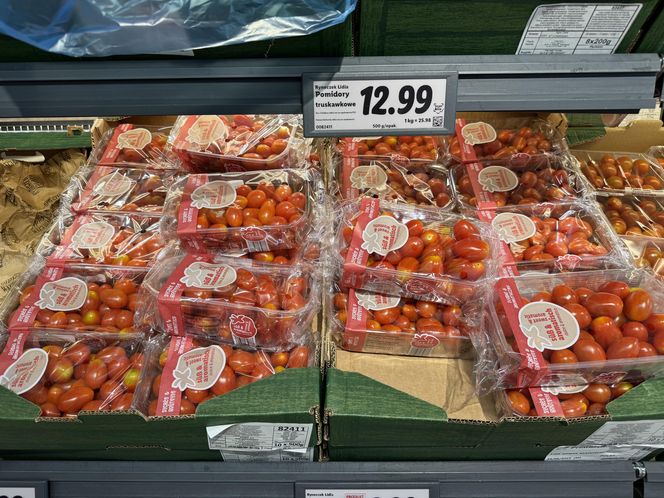 Za podobne pomidorki trzeba w Polsce zapłacić 12,99 zł