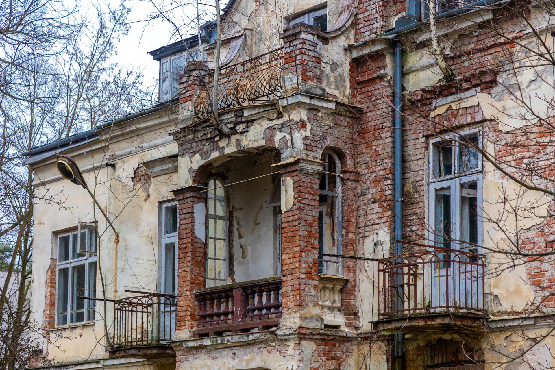 Konstancin-Jeziorna. Opuszczone wille - zobacz zdjęcia rezydencji, które kiedyś zachwycały