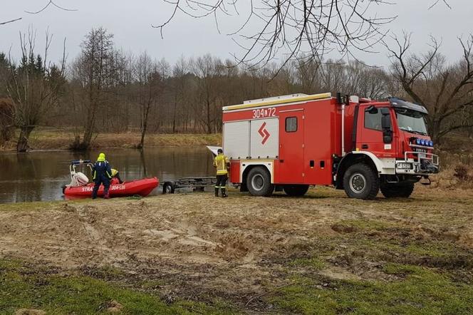 Mija drugi tydzień, od kiedy rzuciła się do rzeki ratować syna. Służby dalej przeszukują Wieprz