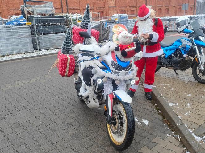 Mikołaje na motocyklach w Manufakturze. Finał corocznej akcji charytatywnej [ZDJĘCIA]