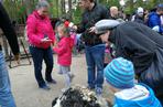 Owce z myślęcińskiego zoo pozbyły się nadmiaru wełny. Zobaczcie, jak wyglądało ich strzyżenie! [ZDJĘCIA]