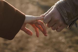 To najbardziej kochliwy znak zodiaku według AI. Po nieudanym związku szybko wchodzi w kolejny