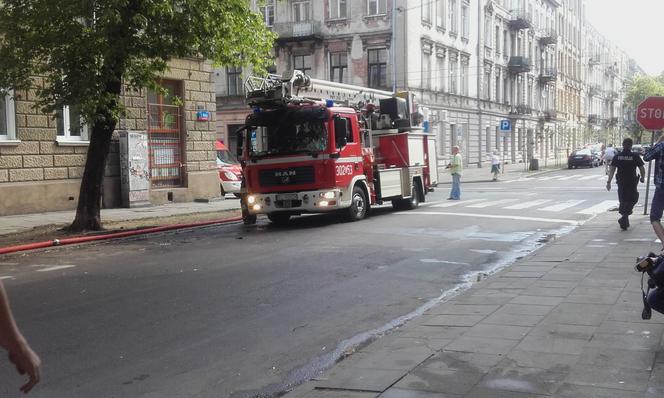 Groźny pożar na Gdańskiej w Łodzi