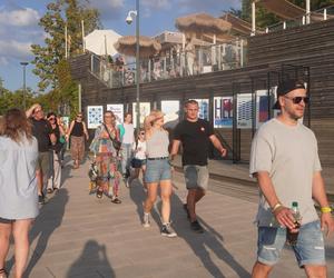 Olsztyn Green Festival 2024. Tłumy na plaży miejskiej. Zobacz zdjęcia z drugiego dnia!