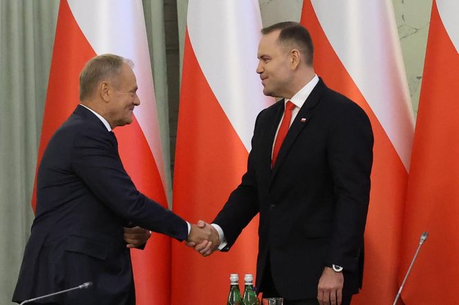 Iskrzy między Donaldem Tuskiem a Karolem Nawrockim