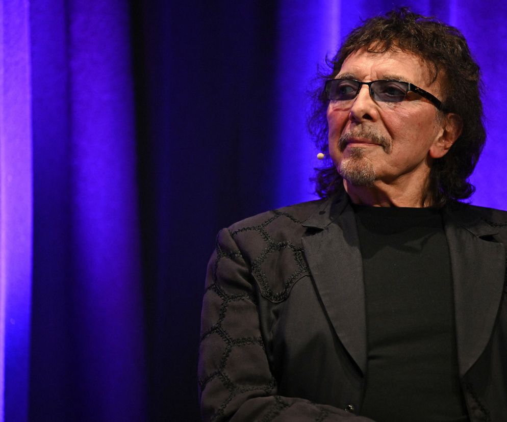 Tony Iommi przeżył atak nożownika na scenie! “Chciał go złożyć w ofierze!”