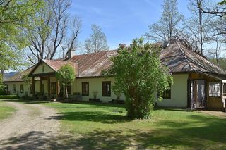 To miejsce w Małopolsce przyciąga turystów jesienią. Jego ozdobą jest unikatowy drewniany dwór