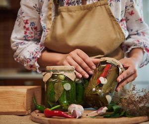 Robię ogórki do słoików bez cukru, octu i gotowania. Raz-dwa i są gotowe