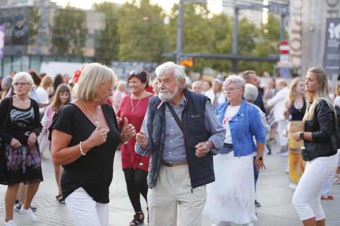 Potańcówka w centrum Katowic. Wyspiański znów porwał tłumy do szalonej zabawy