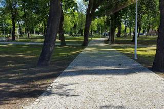 Park Jonstona gotowy, ale nadal zamknięty dla mieszkańców