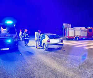 Dramatyczny wypadek w Skaryszewie. Kierowca osobówki zmiótł z przejścia dla pieszych dwie kobiety!