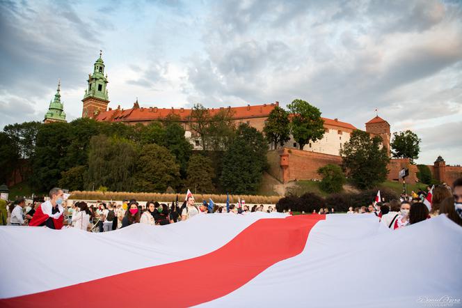 Marsz solidarności z Białorusinami w Krakowie