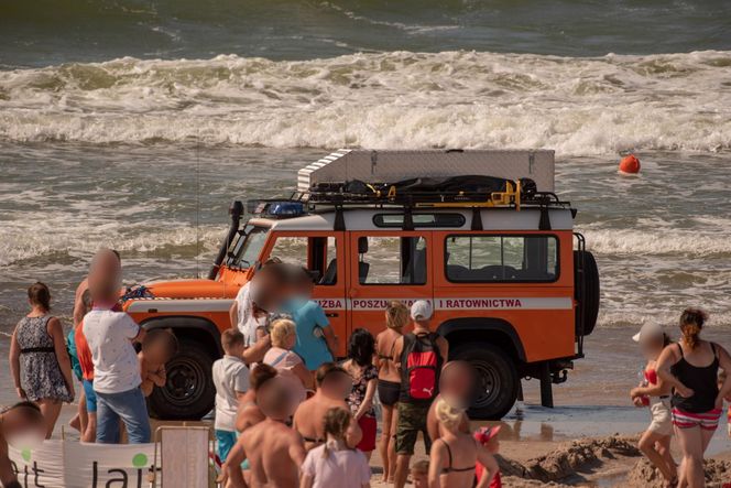 Pojechali na wakacje, trójka rodzeństwa utonęła. Tragedia zamiast sielskich wakacji nad Bałtykiem