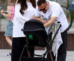 Marcin Hakiel z Dominiką i synkiem Romeo w Sopocie