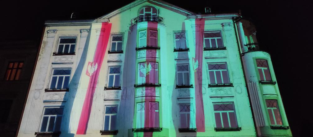 Historia Tarnowa opowiedziana światłem - mapping 3D na Placu Kazimierza