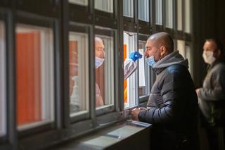 Kraków sprawdzi, czy bezdomni przeszli już koronawirusa! Miasto wykona setki testów!