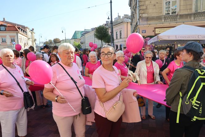 W centrum Lublina królował róż! Przez miasto przeszedł Marsz Różowej Wstążki