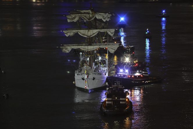Tragiczny wypadek meksykańskiego żaglowca Cuauhtémoc w Nowym Jorku. Dwóch marynarzy nie żyje, 22 zostało rannych