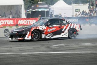 Driftingowe Mistrzostwa Polski 2025 w Katowicach! Jazda bez trzymanki na lotnisku Muchowiec