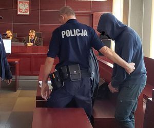 Karolina chciała odejść, Grzegorz zwabił ją do garażu. Tragiczny finał
