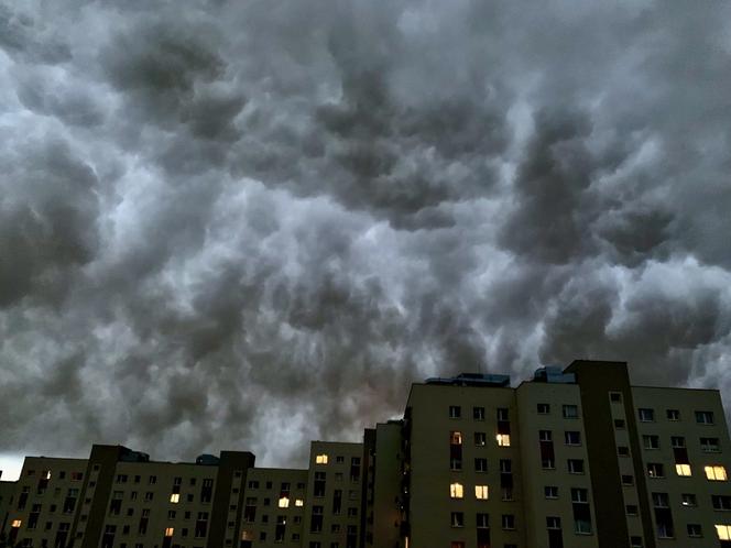 Burza na Śląsku. Przechodzi potężny front