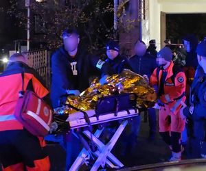 Furiat szalał na Mokotowie. Zrzucał meble na samochody