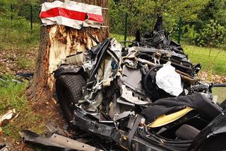 Kierowca BMW zginął w tragicznym wypadku. Trasa zamknięta