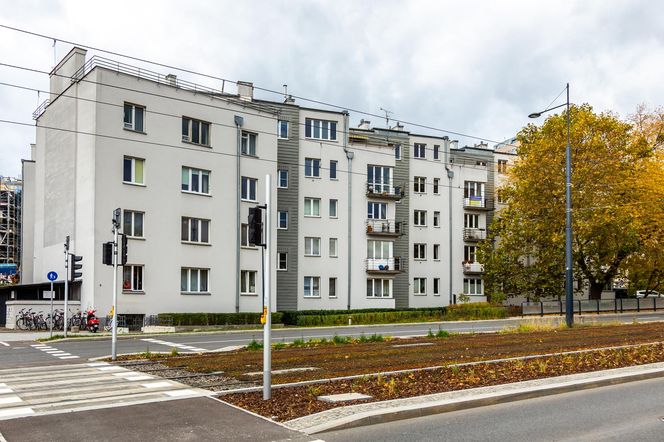 Blok przy ul. Słonecznej 50 w Warszawie