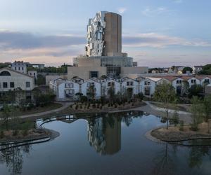 Luma Tower w Arles: nowa realizacja Franka Gehry'ego