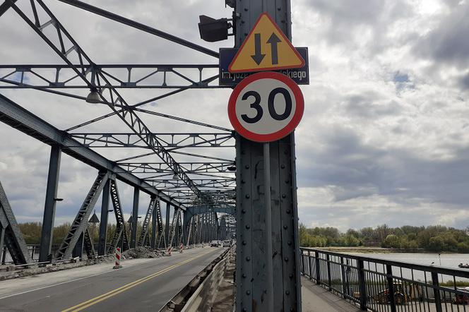 Remont mostu Piłsudskiego w Toruniu