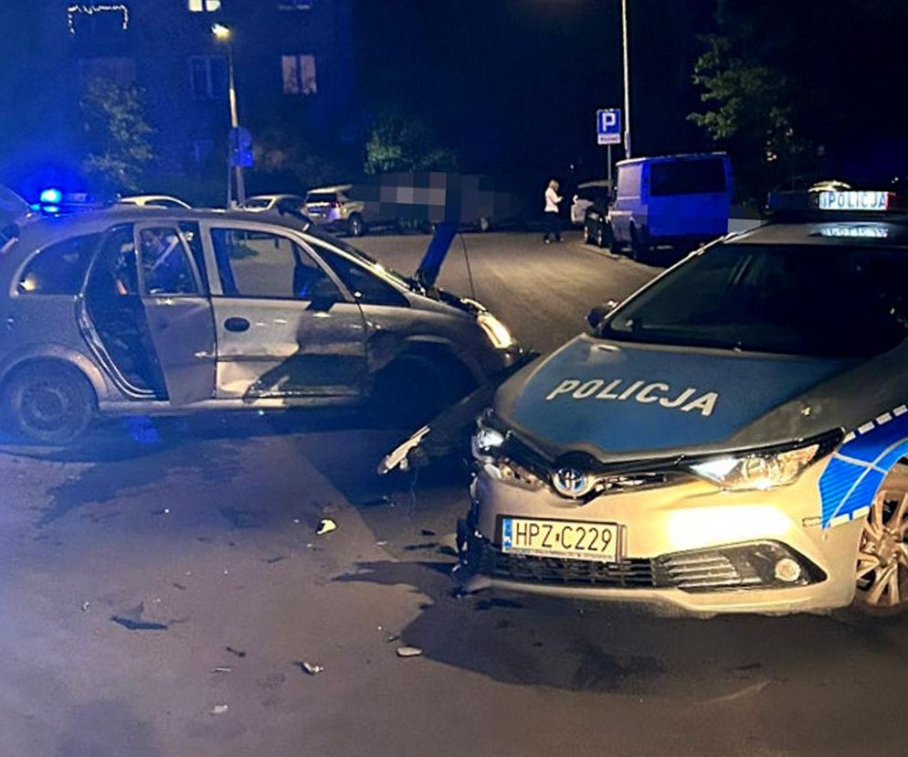 Pościg za złodziejem kół w Warszawie. Pirat drogowy staranował radiowóz!