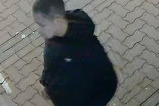 Demolka w centrum Tarnowa. Policja szuka mężczyzny ze zdjęć