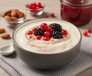 Kaszę mannę z pszenicy zamieniłam na ten superfood. Z orkiszu jest tak samo pyszna, ale o wiele zdrowsza 