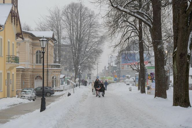 To malownicze uzdrowisko pokonało Zakopane. Turyści oszaleli na jego punkcie!