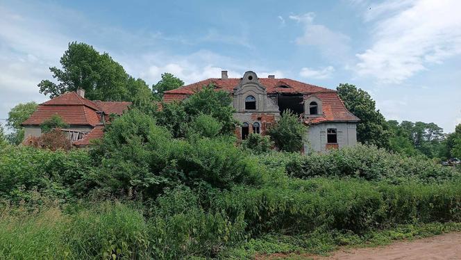 Pałac Samobójców w Glince. Sprawdziliśmy, czy rzeczywiście tam straszy