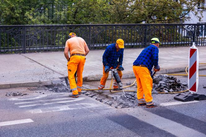 Prace remontowe na moście Poniatowskiego