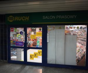 Kiosk Ruchu na stacji Natolin