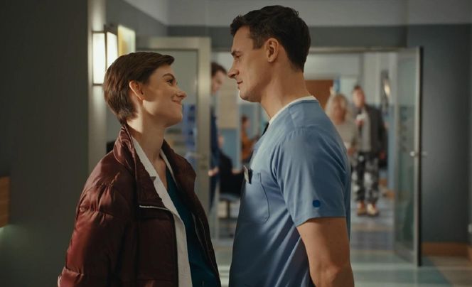 Na dobre i na złe odc. 956. Blanka (Pola Gonciarz), Krzysztof Radwan (Mateusz Damięcki)