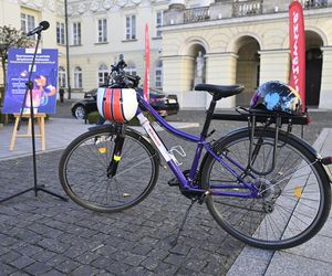 Rośnie liczba wypadków z udziałem hulajnóg. Radni Mazowsza apelują do dzieci i młodzieży: „Noście kaski i odblaski!”